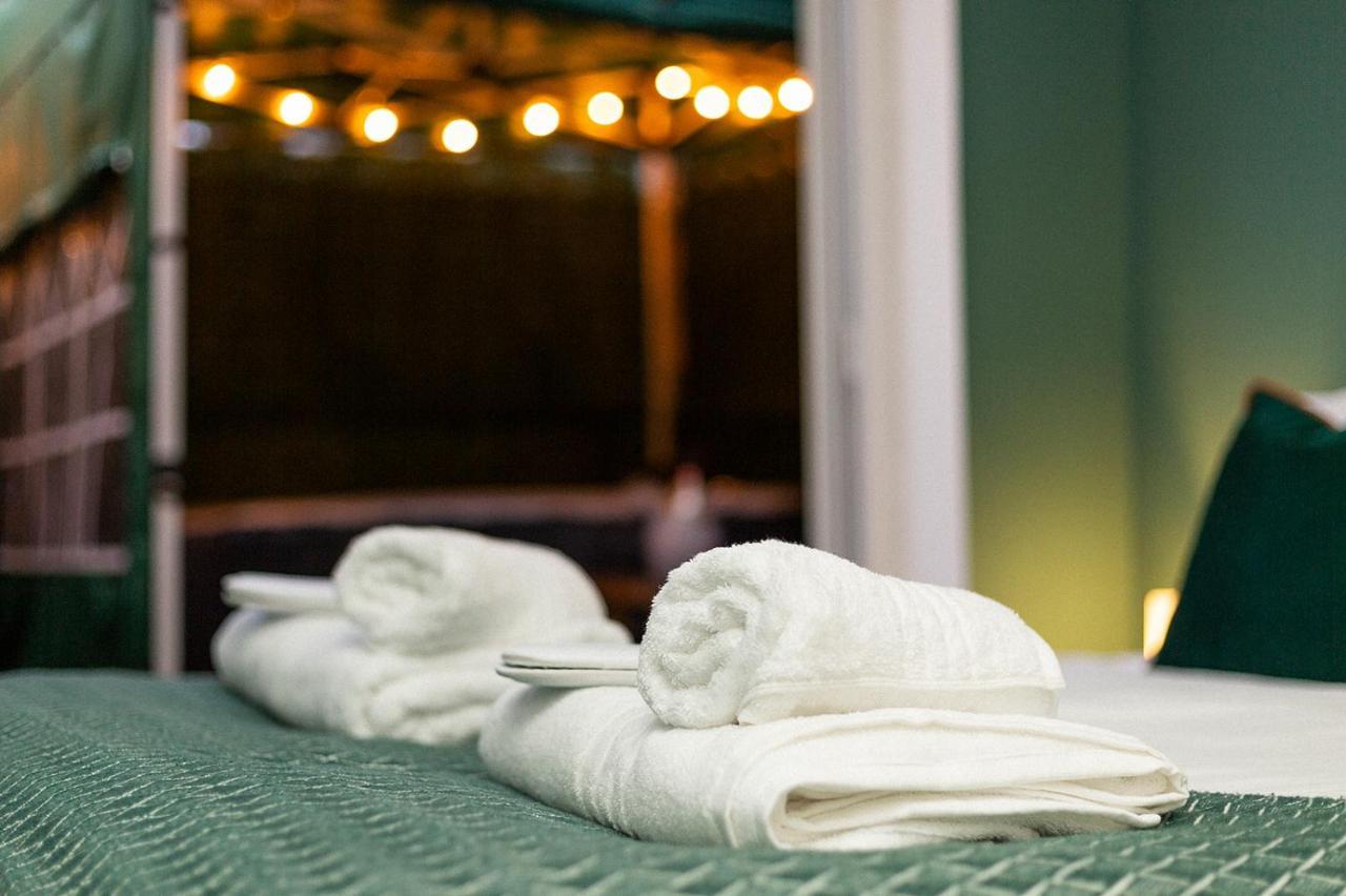 Stylish & Cosy Margate Escape With Hot Tub And Log Burner Dogs Welcome 外观 照片